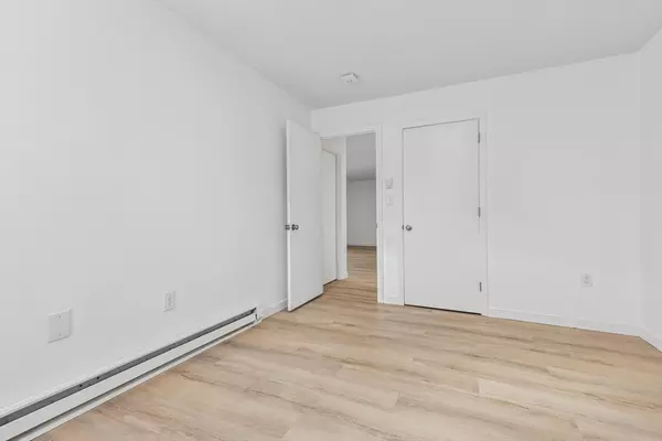 Lynn, MA 01902,55 Broad Street #13