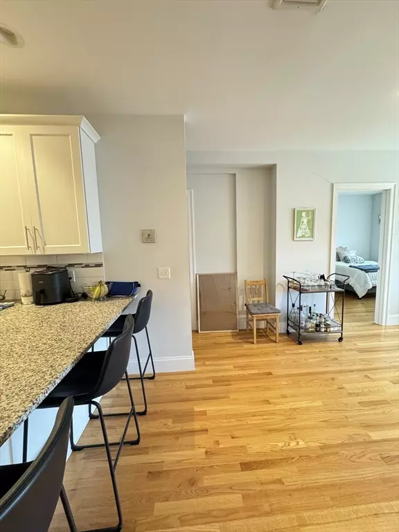 Boston, MA 02127,387 W Broadway #4