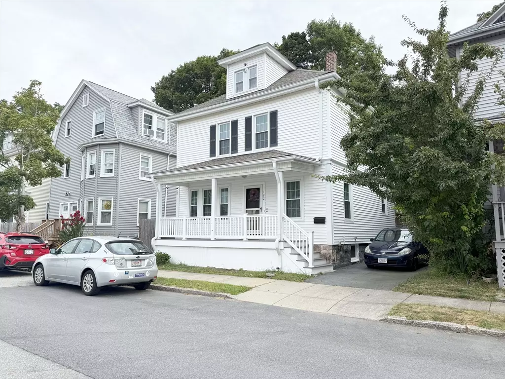 New Bedford, MA 02740,122 Armour St