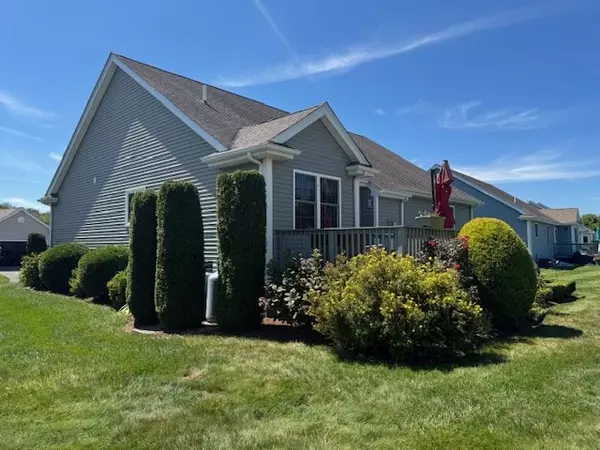 Rehoboth, MA 02769,2 Deborah Ann Drive #44