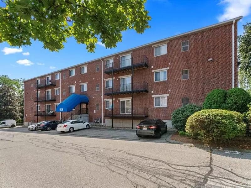 1508 Gorham St #101, Lowell, MA 01852