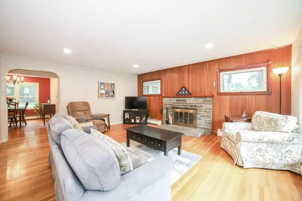 Leicester, MA 01611,6 Reservoir Street