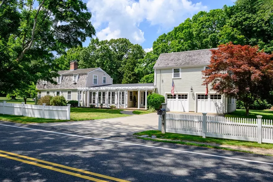 290 Beaver Dam Rd, Scituate, MA 02066