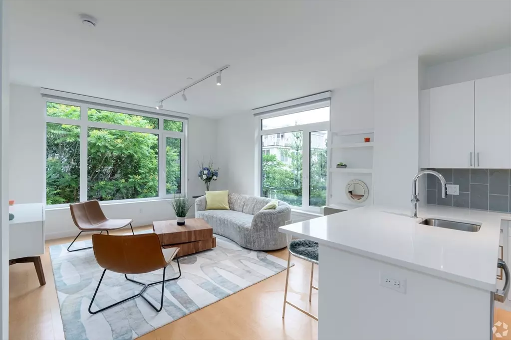 Cambridge, MA 02138,605 Concord #602