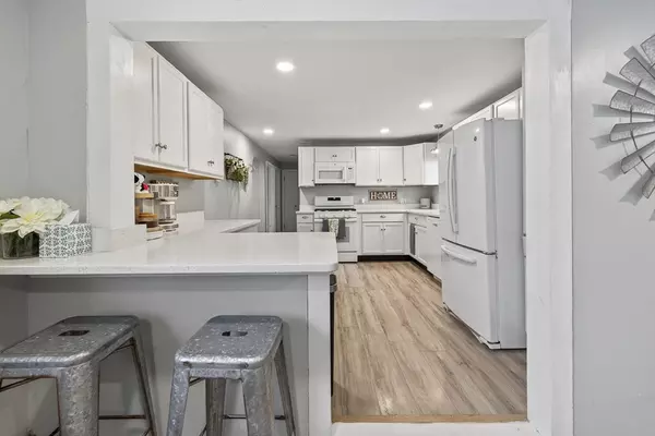 Dracut, MA 01826,84 Faith Ave