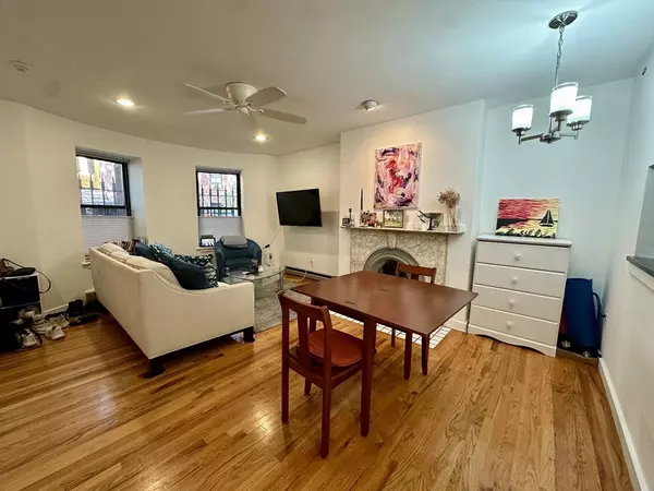 Boston, MA 02118,46 Dwight Street #2