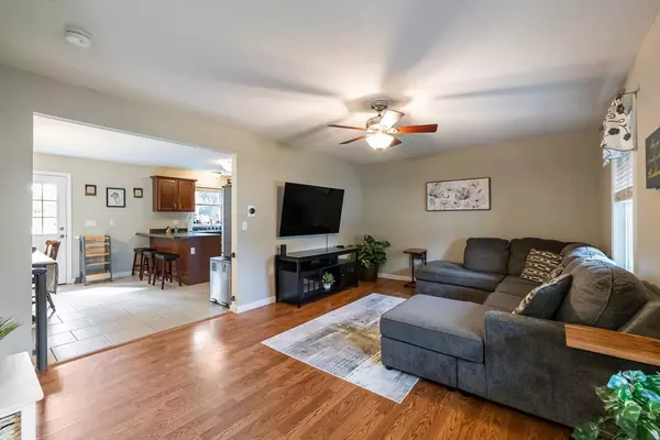 Chicopee, MA 01020,861 Prospect Street