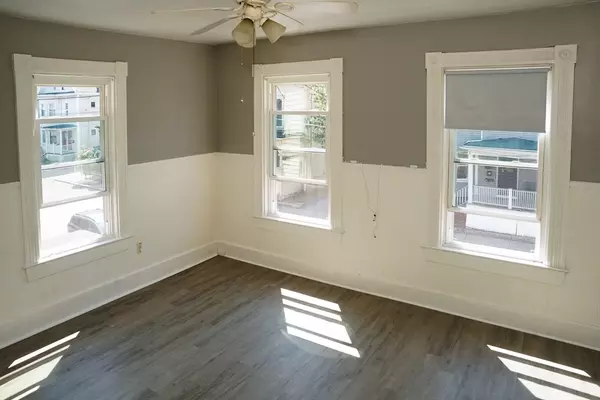 New Bedford, MA 02740,518 Cottage St