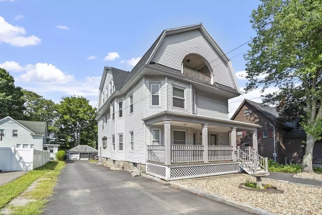 North Andover, MA 01845,51 Marblehead St #51