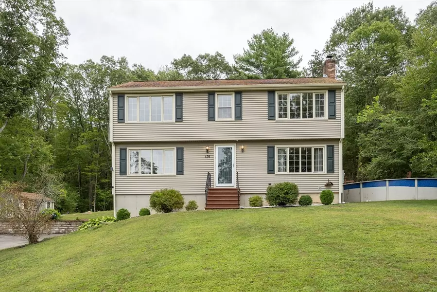 436 Blackstone St, Uxbridge, MA 01569