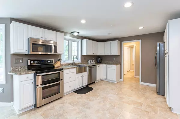 Dracut, MA 01826,460 Methuen Rd