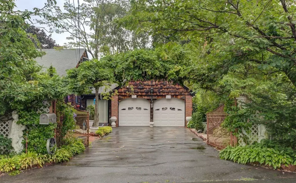 64 Durso Avenue, Lawrence, MA 01843