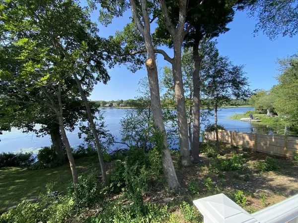Weymouth, MA 02188,58 Lake Shore Drive