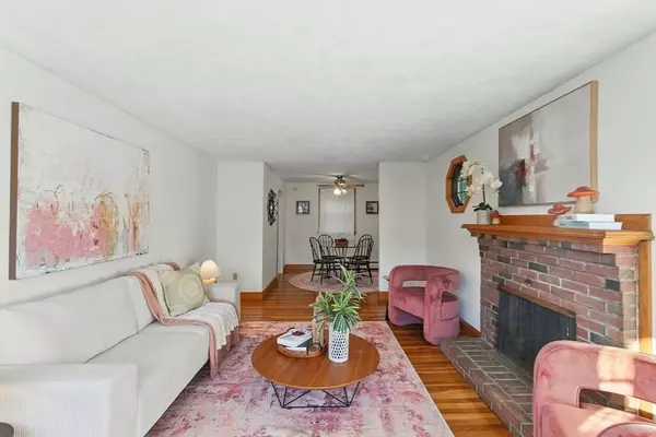 North Reading, MA 01864,53 Park St
