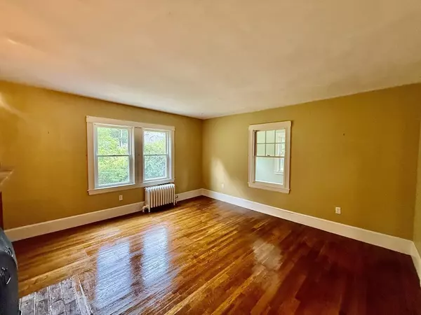 Cohasset, MA 02025,508-D Beechwood St