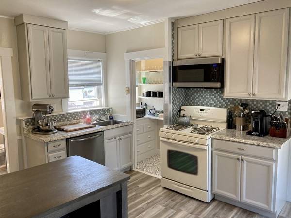 80 Lincoln St #2, Marlborough, MA 01752
