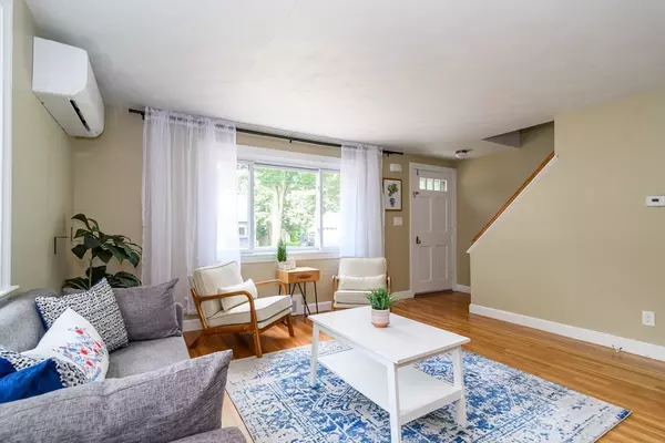 Natick, MA 01760,7 Ferndale Rd