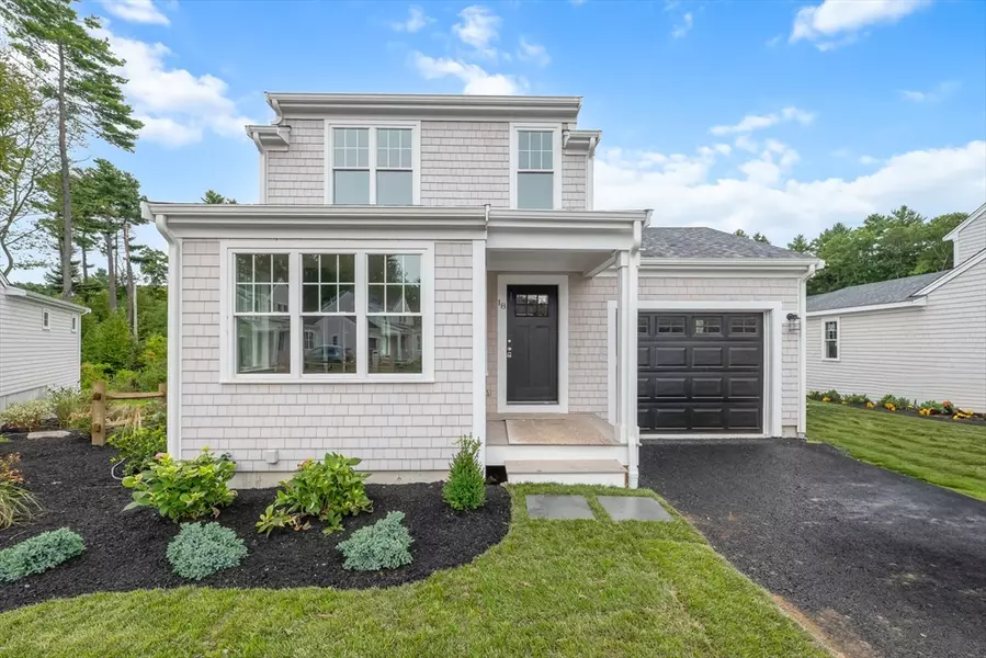 18 Pat Rose Way, Rockland, MA 02370