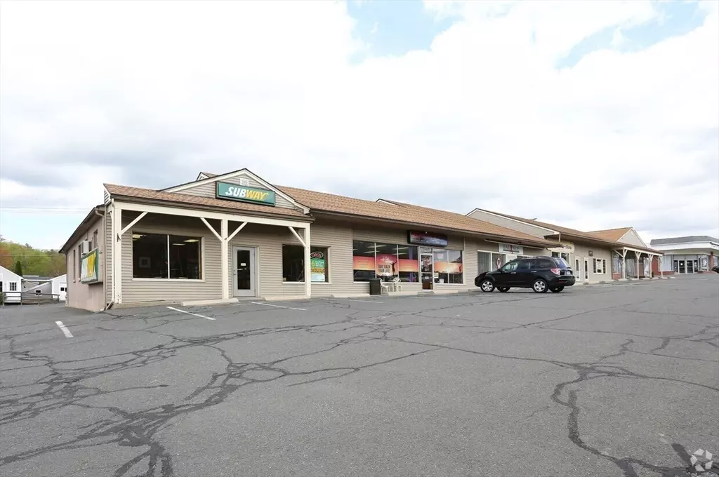 Southwick, MA 01077,535 College Hwy