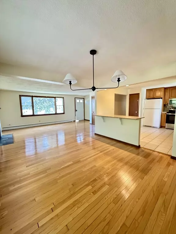 Cambridge, MA 02138,41 Loomis St #41