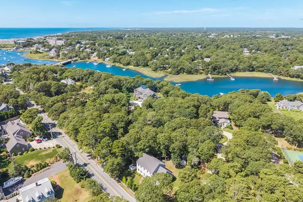 Harwich, MA 02671,24 Chase St