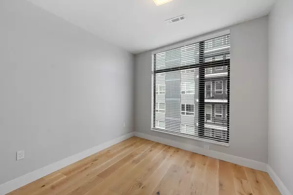 Boston, MA 02135,191 Washington St #624