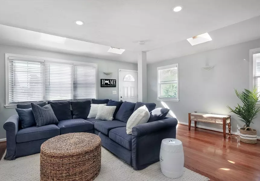 80 Charles St, Quincy, MA 02169