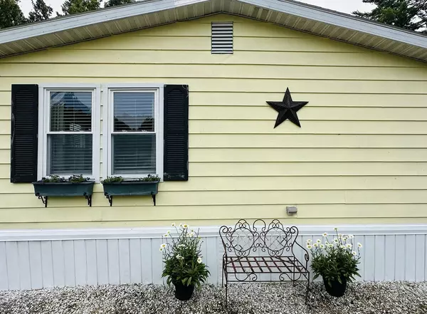 Carver, MA 02330,22-5 South Meadow Village