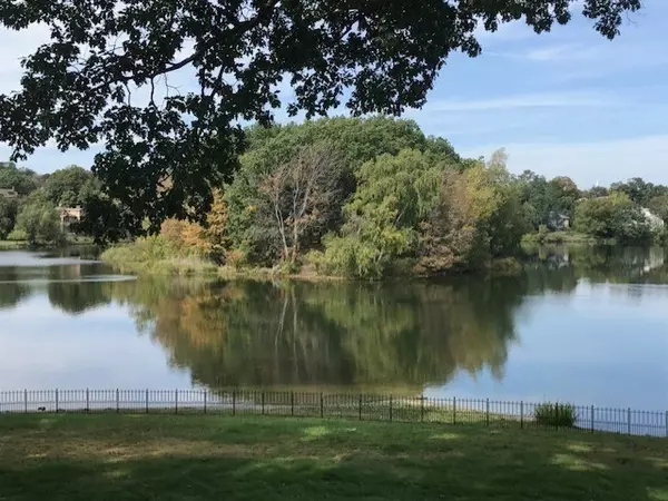 Arlington, MA 02474,24 Sheraton Park #B