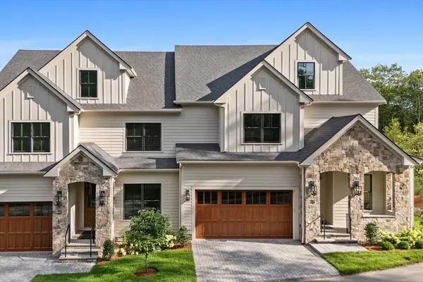 Lexington, MA 02421,26 Common Court #26