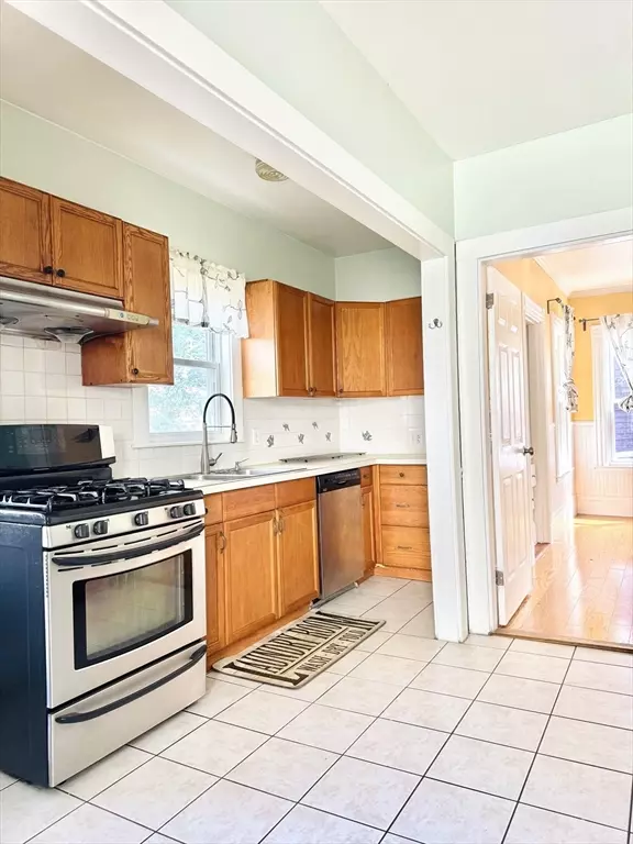 Quincy, MA 02170,123 Beach Street