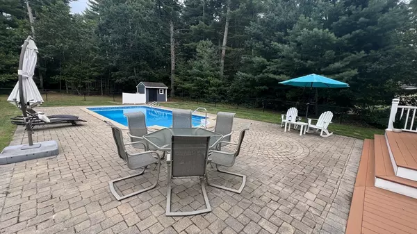 Middleboro, MA 02346,52 Saddleworth Way