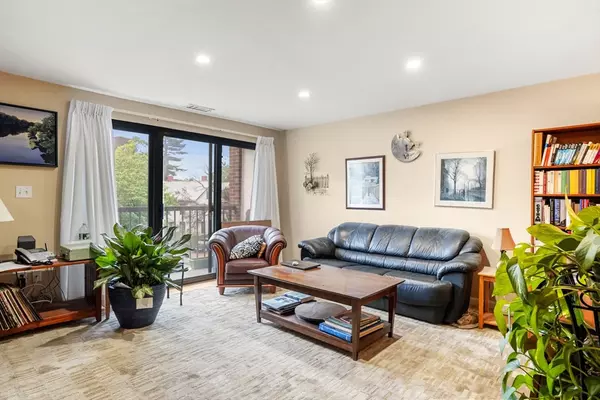 Cambridge, MA 02138,1600 Massachusetts Ave #406