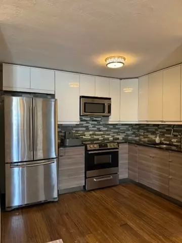 116 Spring #B6, Boston, MA 02132