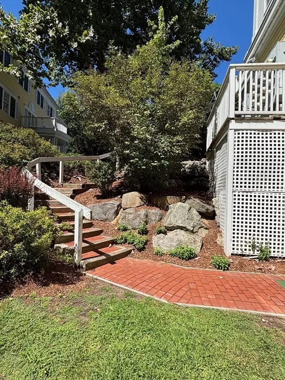 Methuen, MA 01844,1 Riverview Blvd #3-8