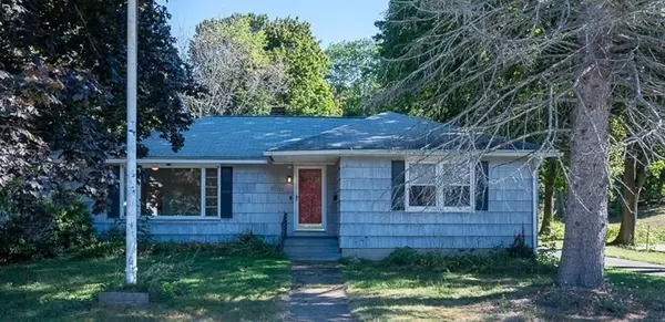 12 Pearl St, Gardner, MA 01440