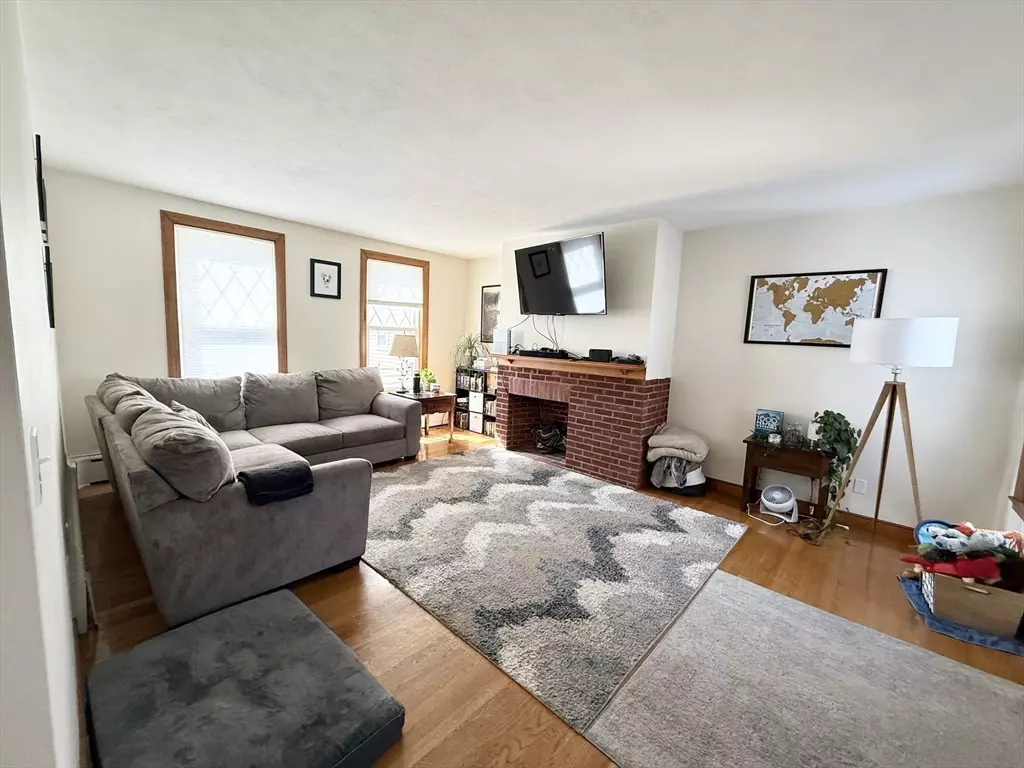 Boston, MA 02127,920 East 4th St #2
