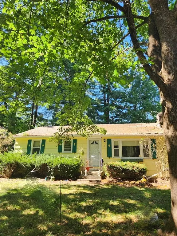 Medway, MA 02053,24 Vernon Rd