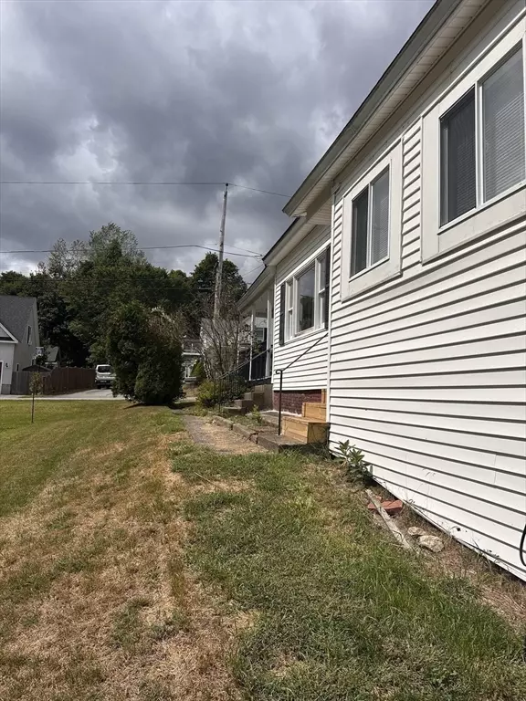 Winchendon, MA 01475,13 Woodlawn St