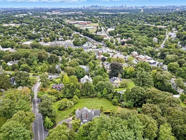 Belmont, MA 02478,560 Concord Avenue