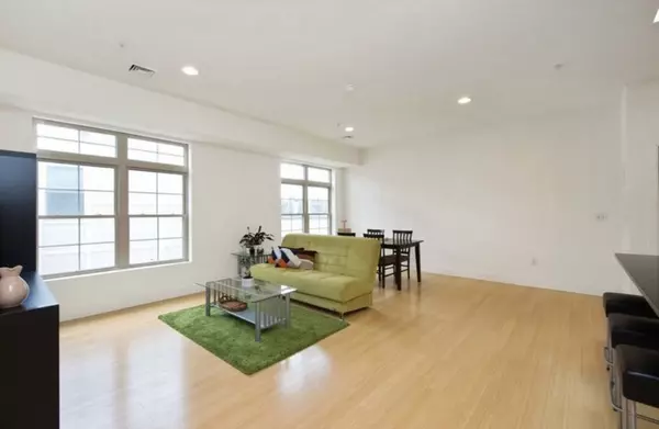 9 Gardner St #12, Boston, MA 02134