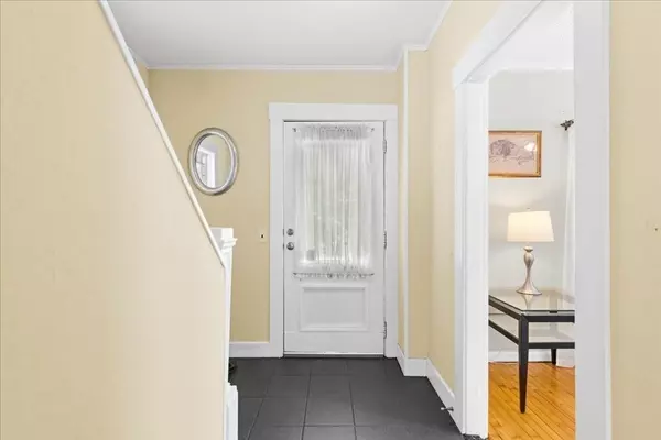Southborough, MA 01772,217 Cordaville Rd