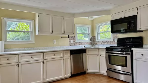 Plainville, MA 02762,160 Washington St #65