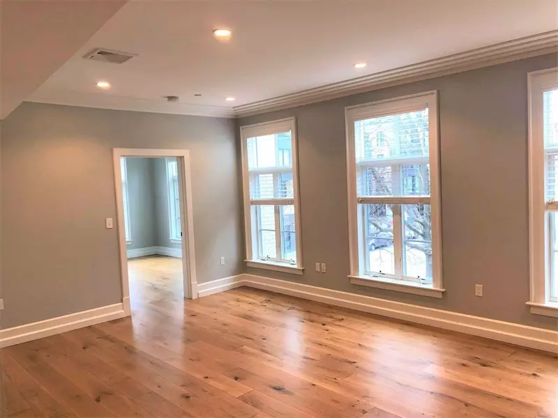 1467 Tremont One Month Free #302, Boston, MA 02120