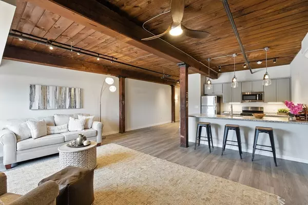 55 Sterling St #314, Clinton, MA 01510