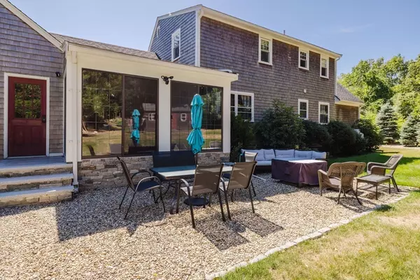 Berkley, MA 02779,7 Swing Dr