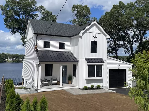 49 Lakeshore Dr, Bellingham, MA 02019