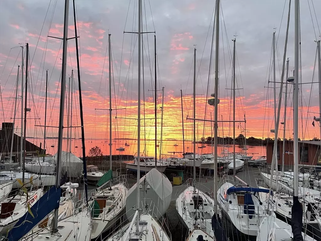 Beverly, MA 01915,117 Water St #28