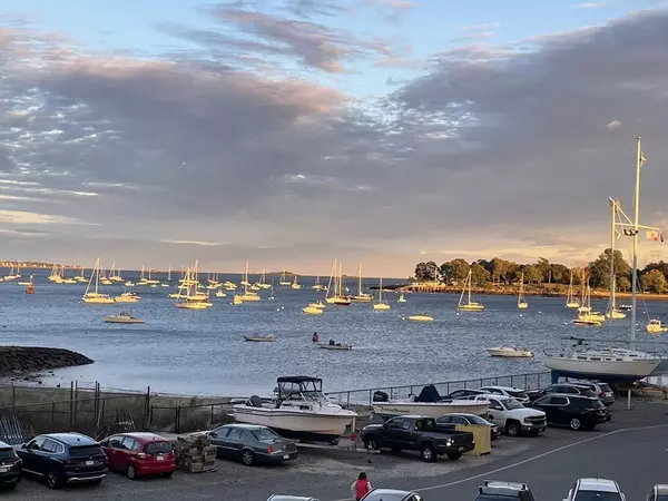 Beverly, MA 01915,117 Water St #28