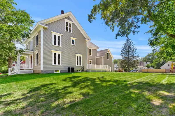 Merrimac, MA 01860,37 School Street